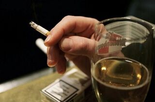 Alkohol a fajčenie sú príčinou aktivácie ľudského papilomavírusu